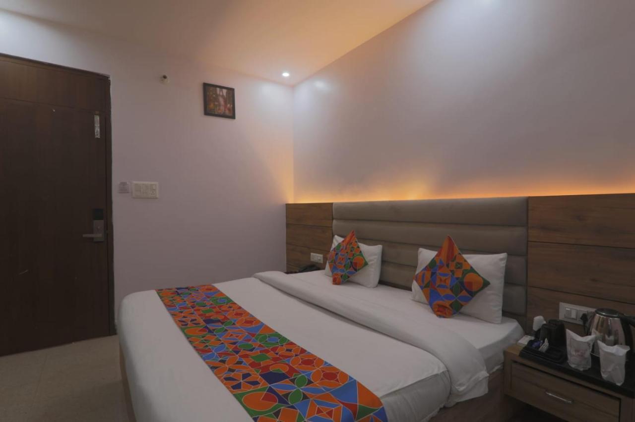 Icyhotels Hl Inn Chinhat 외부 사진