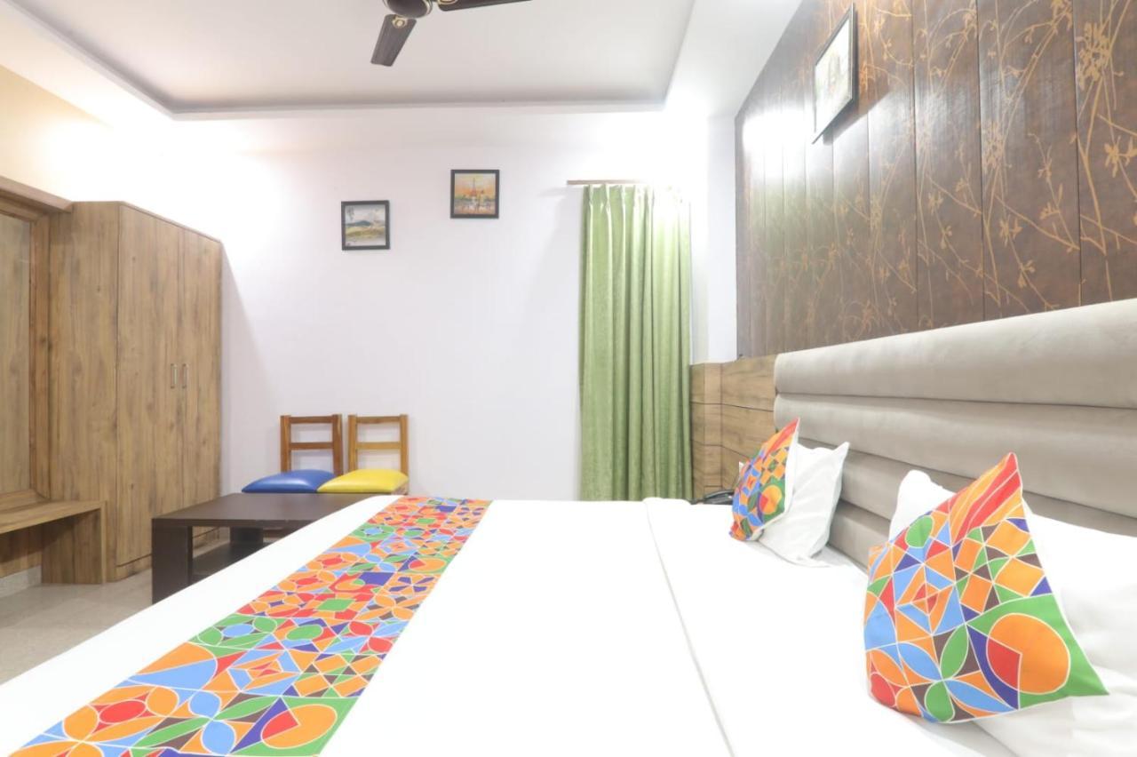 Icyhotels Hl Inn Chinhat 외부 사진