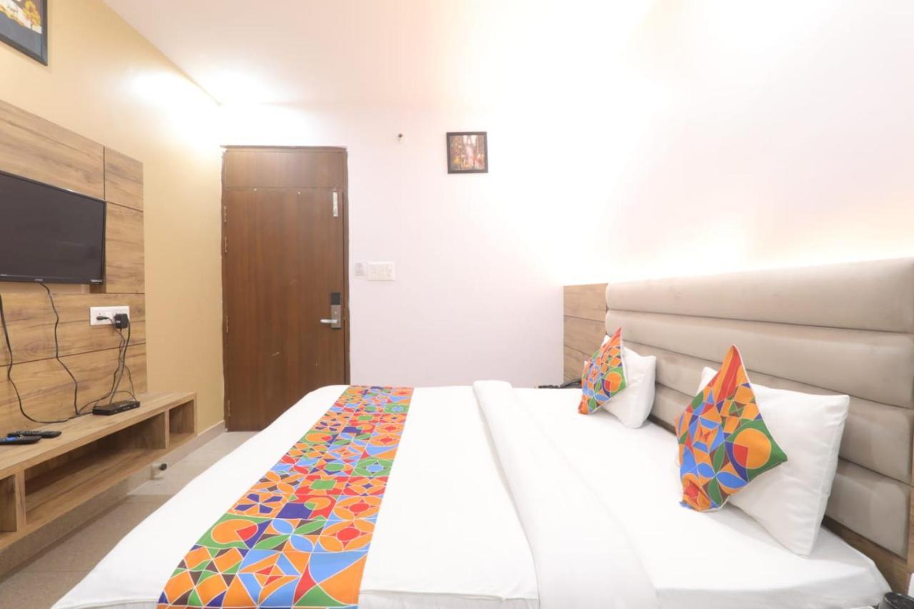 Icyhotels Hl Inn Chinhat 외부 사진