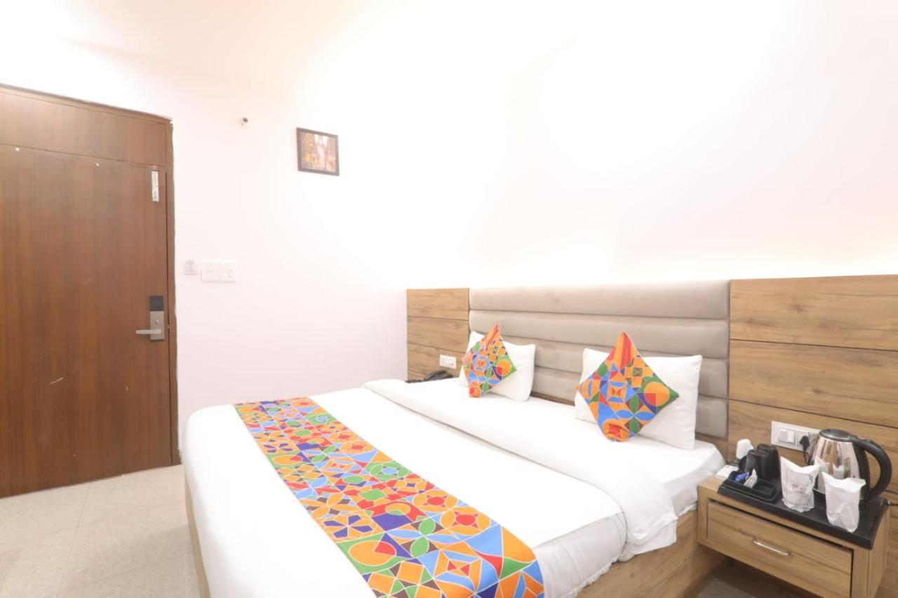 Icyhotels Hl Inn Chinhat 외부 사진